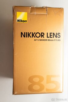 Objektiv Nikon 85 mm f/1,8 AF-S G + UV filtr B+W - 6