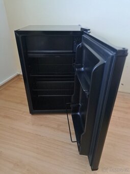 Prodám nábytek do pokoje pro studenta - 6