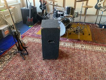 Bass box 200 W , Eminence USA - 6