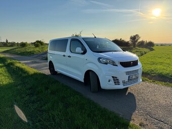 Peugeot EXPERT-TRAVELLER 2018 rok - 6