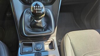 Ford Kuga 2.0 TDCI 110kW Titanium 4×4 - 6