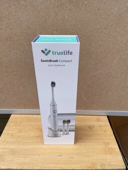Sonický zubní kartáček TrueLife SonicBrush Compact White - 6