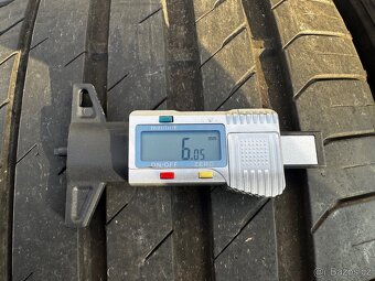 2x 255/40ZR18 Letní pneu 6mm - 6