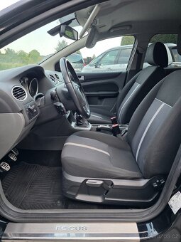 Ford Focus kombi 1.6 16V 74kw ser.kniha 3/20111 - 6
