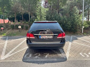 Mercedes-Benz E200 BlueTEC - 6
