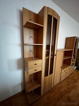 Sestava tří skříní - 6