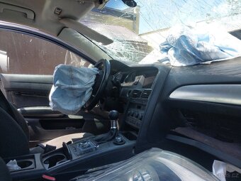 Audi a6 2.4i bdw 4f2 - 6