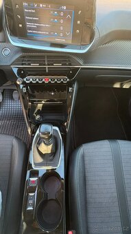 Peugeot 2008 - 6