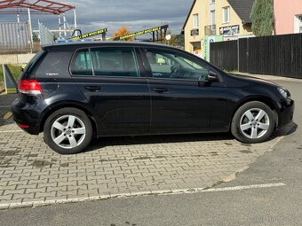 VOLKSWAGEN GOLF VI TEAM 1.6 TDI 77 KW 2011 - 6