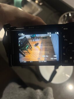 Sony zv-e 10+16-50 mm - 6