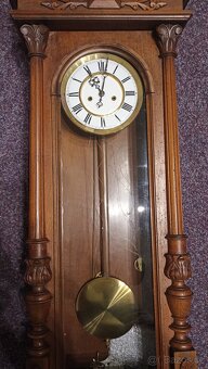 Dvou závažové hodiny pendlovky - 6