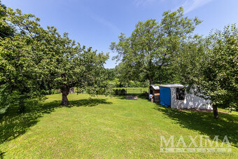 Pozemek  o ploše 886 m2 - Panenské Břežany, Panenské Břežany - 6