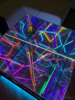 PREMIOVÝ LED STŮL „RAKSO Infinity Neon” – Ruční výroba - 6