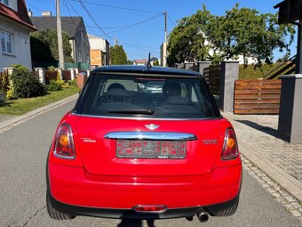 Mini Cooper 1.6 i 88 kw . Výborný stav - 6