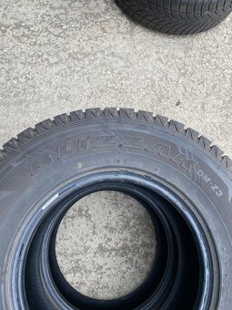 255/70R15 C 112/1100 Bridgestone Blizzak DM-Z3 10mm - 6