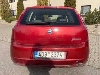 Fiat Grande Punto 1.2i 48kW, rok 2006 - 6