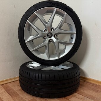 SEAT LEON FR 5x112 R18 ET51+LETNÍ 225/40R18 7,5mm - 6