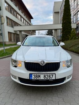 ŠKODA SUPERB II 2.0 TDI ELEGANCE COMBI - 6