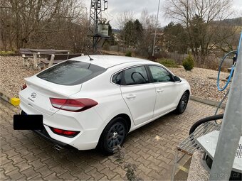 Hyundai i30 fastback - 6