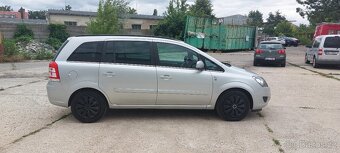 Opel Zafira 1,6 benzin Facelift 2010 - 7 mistne - 6
