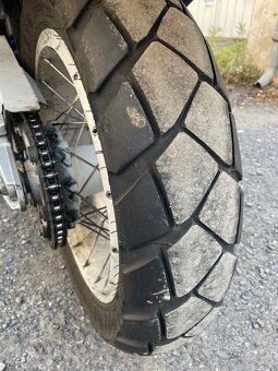 Aprilia 1000 ETV Caponord  2004 - 6