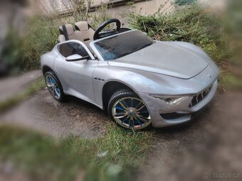 Dětské auto Maserati Alfieri s 2.4G dálkovým ovládáním, - 6