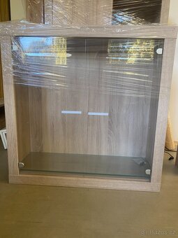 Skříně, stolek a polička - 6