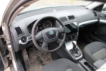 Škoda Octavia 1,6TDi 77KW KLIMA,ČR,STK 9/2026, r.v. 2010 - 6