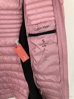 Nová zimní dámská bunda Calvin Klein, velikost M - 6