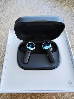 Prodám sluchátka Bang & Olufsen Beoplay EX Anthracite Oxygen - 6