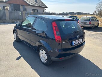 Ford Fiesta 1.3 i - 6