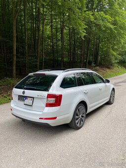 ŠKODA OCTAVIA LAURIN & KLEMENT 2015 DSG - 6