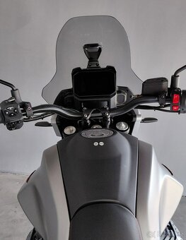 Moto Guzzi V85 - Strada - 6
