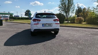 Hyundai i30 1.5 T-GDI MHEV Style FL combi - 6