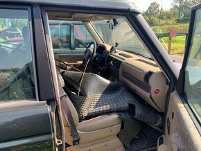 Land Rover Discovery II 2 - 6