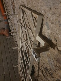 Ocelové mříže, mříž, bezpečnostní ochrana do okna - 6