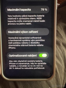 Apple iPhone 128 GB černý - 6