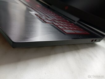 HP omen 17 herní obr 17.3 Full HD 24g DDR 4 - 6