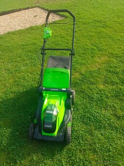 Elektrická sekačka + strunovka, komplet - 6