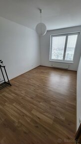 3+kk, 77m2 + balkon 8m2 + garážové stání - 6