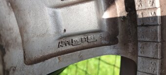 KIA Sportage - sada zimních kol s Alu.disky 6,5x16 ET 31,5 - 6