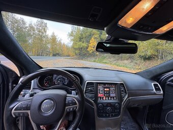 Jeep Grand Cherokee WK2 SUMMIT - 6