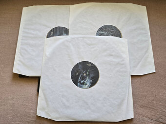 3 LP Alphaville - ETERNALLY YOURS (2022, gold coloured) - 6