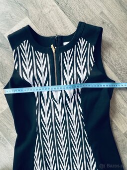 Pouzdrové šaty Calvin Klein - 6