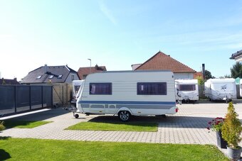 Hobby 440 Sfe Velká sprcha + Stanová předsíň - 6