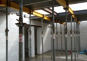 Stavební stojky PERI , DOKA 175-400cm - 6