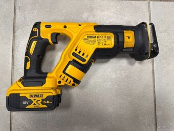 AKU mečová pila DeWALT DCS367 XR 18V - 6