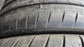 Letní pneu 245/35/19 Michelin - 6