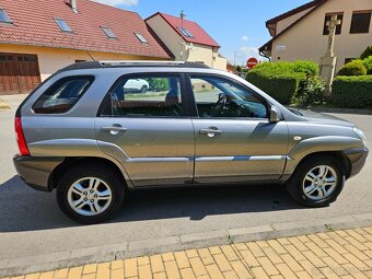 KIA SPORTAGE 2,0CRDI, 4X4,TOP STAV BEZ KOROZE - 6