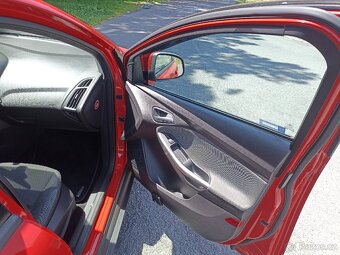 Ford Focus combi mk3 - 6